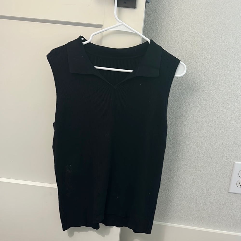 Black Sleeveless Top